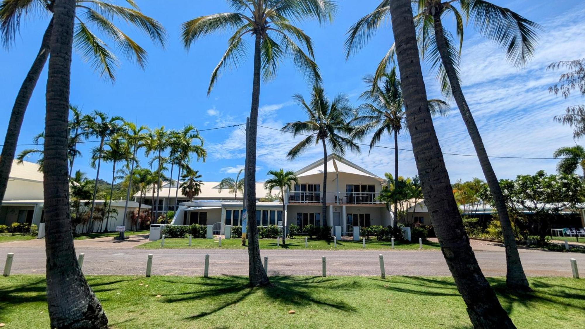 เซลส์ออนฮอร์สชูว Aparthotel Horseshoe Bay ภายนอก รูปภาพ